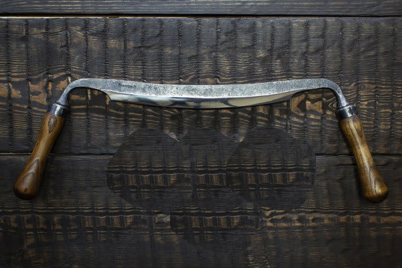 9" Carpenters Straight Drawknife with a Small Radius - Image 3