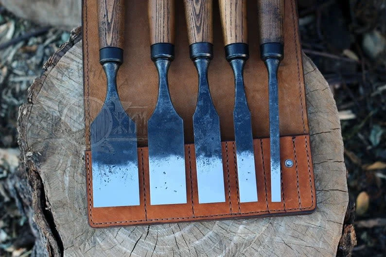 Chisels with Beveled edges in the leather bag (set of 5) - Image 4