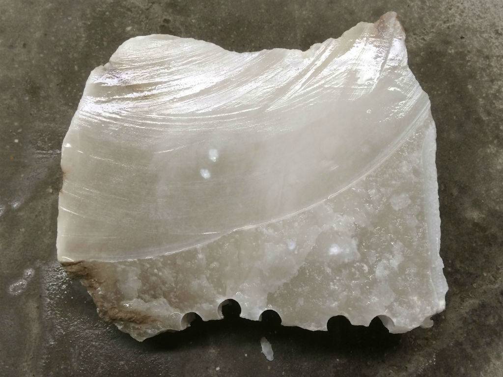 Mario's Italian White Translucent Alabaster Boulder Per Pound - Image 3